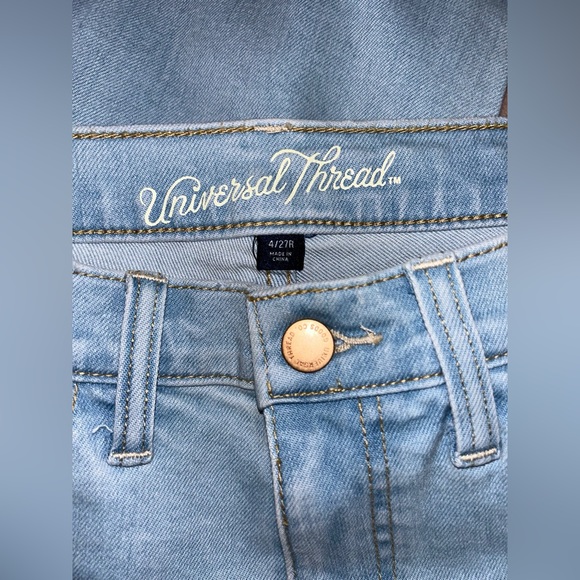 Universal Thread Mid Rise Crop Jeans size 4/27 R - Picture 13 of 13